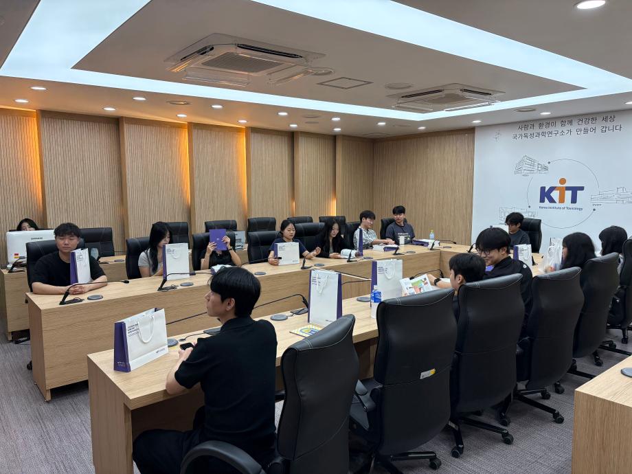썸네일 사진